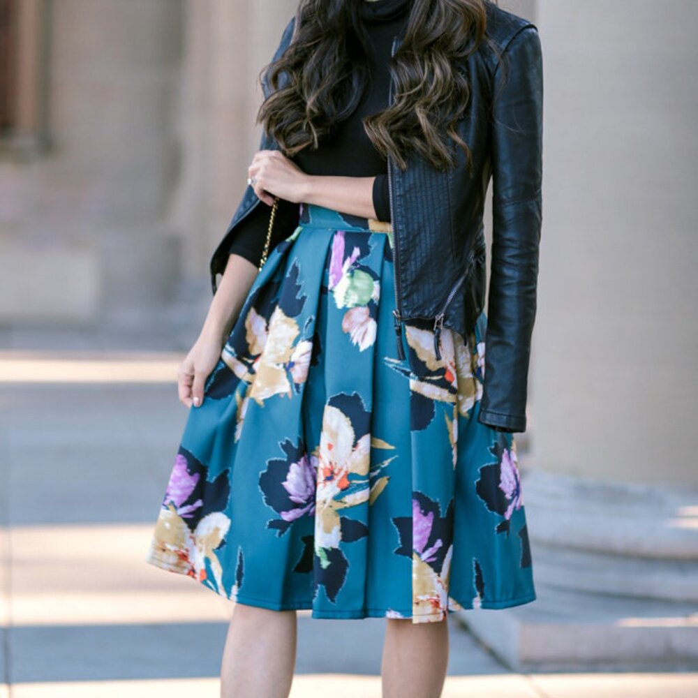 LIKE NEW Chicwish Floral Skirt